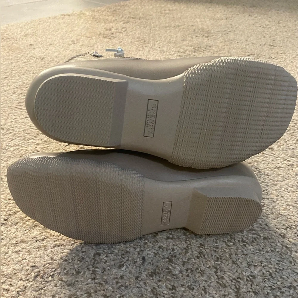 Sperry NWT booties - Picture 4 of 10